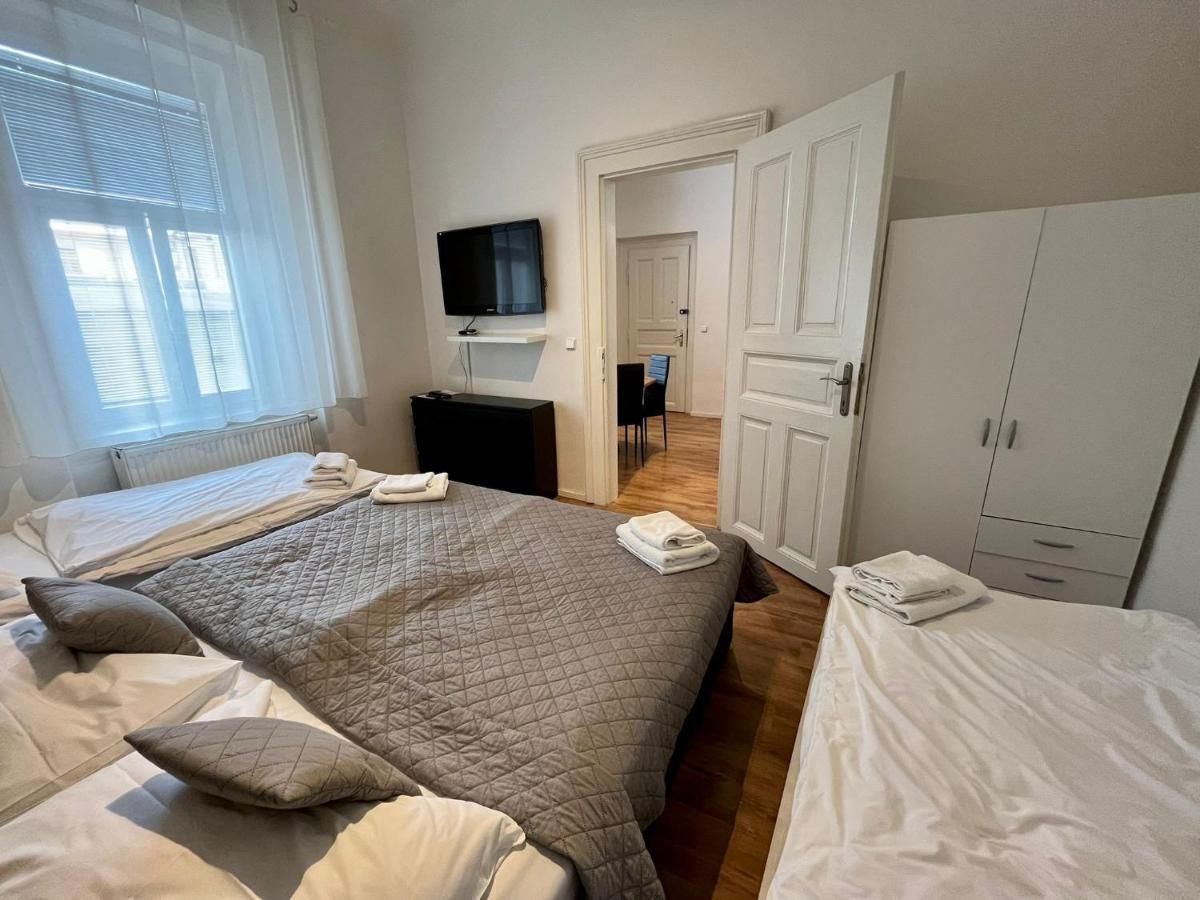 Casa Italia Aparthotel Prague Ngoại thất bức ảnh